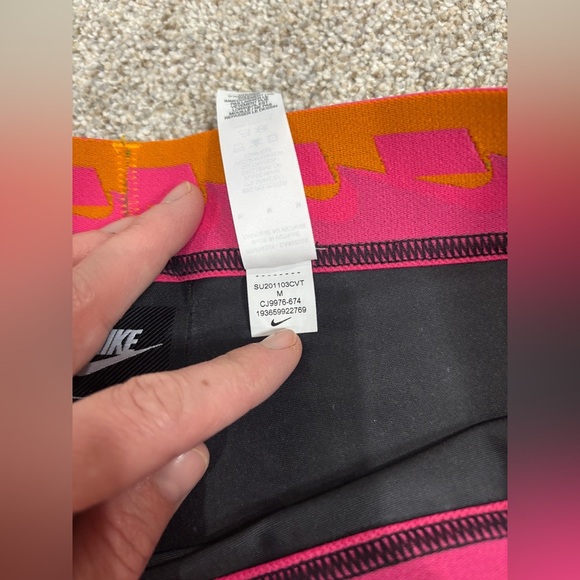 Nike Sportswear NSW Women's Printed Leggings Watermelon Size M activewear - Picture 9 of 13